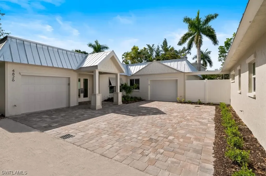 4838 West Boulevard Naples FL 34103