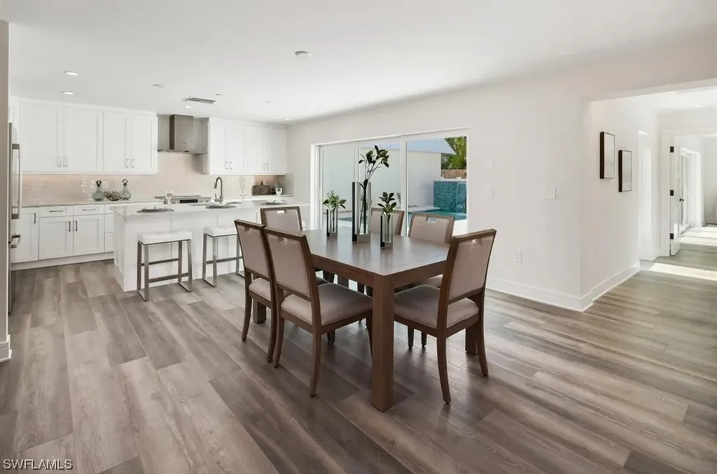 4838 West Boulevard Naples FL 34103