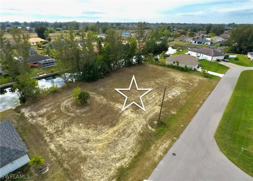 330 SW 23rd Street Cape Coral FL 33991