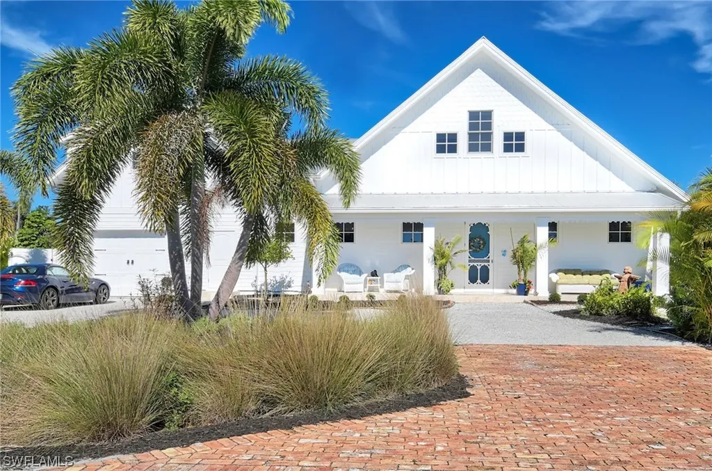 Naples FL, 535 93RD Avenue N