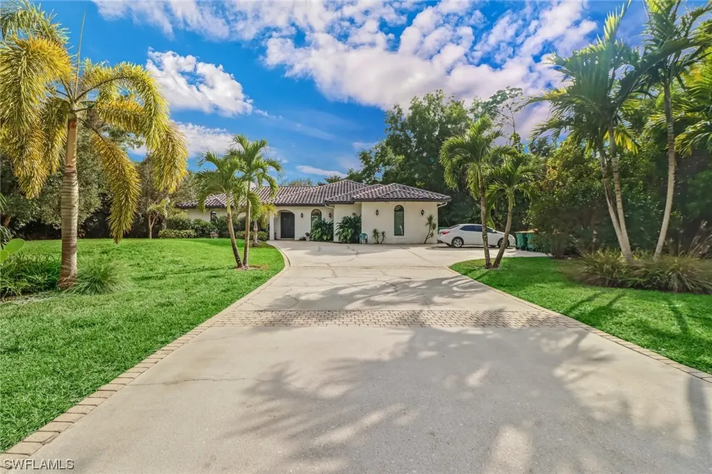 4116 15th Avenue SW Naples FL 34116
