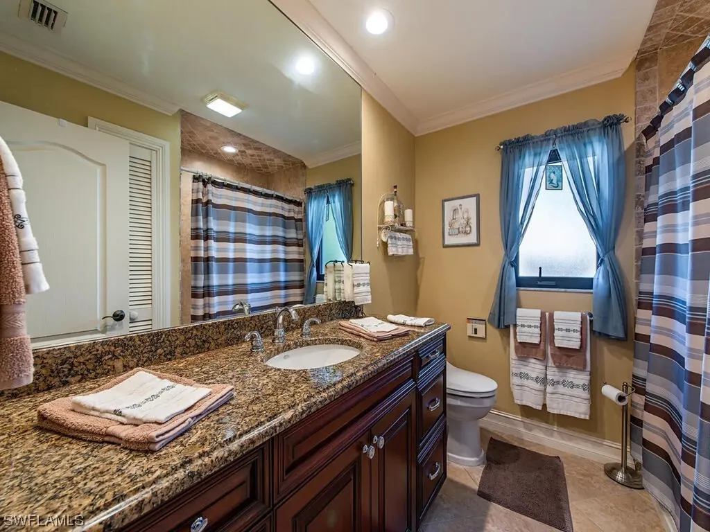 439 Torrey Pines Point Naples FL 34113