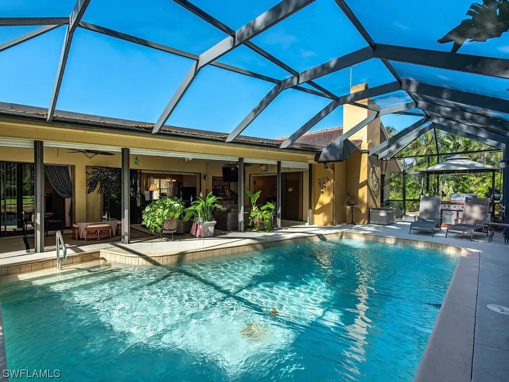 439 Torrey Pines Point Naples FL 34113