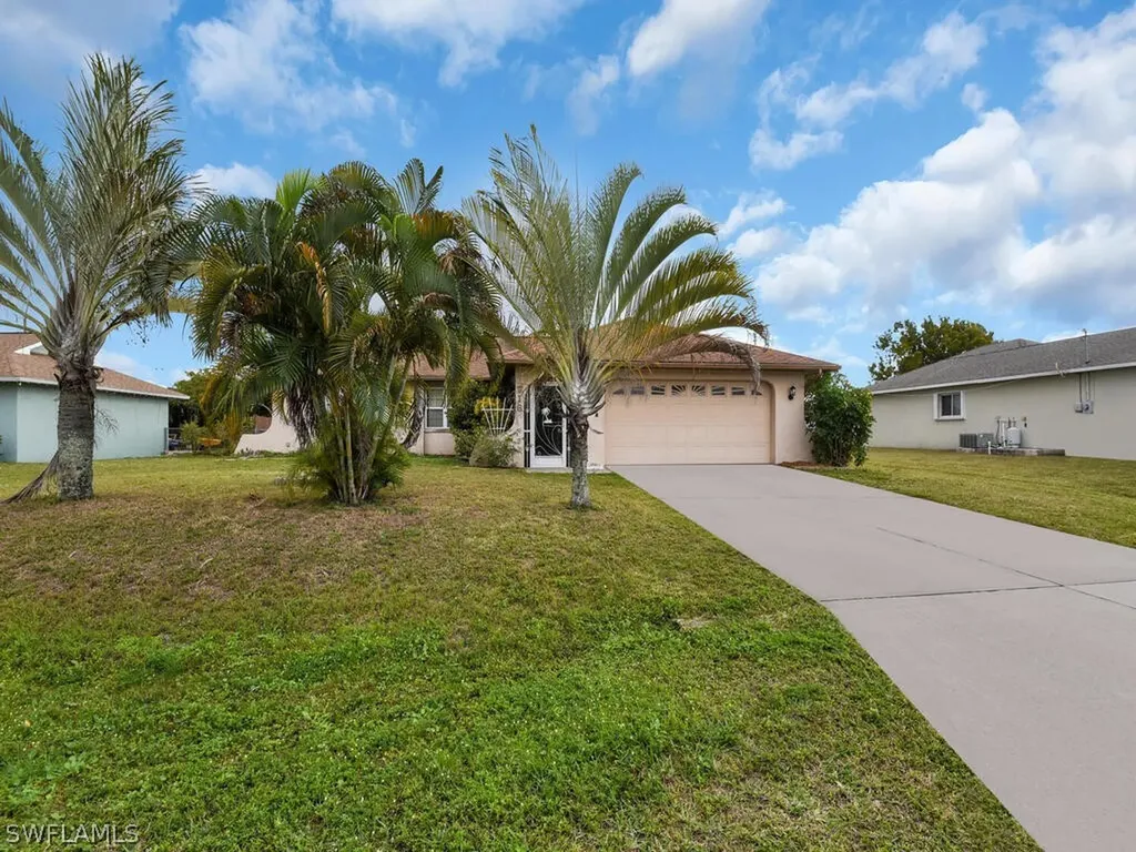 716 SW 15th Terrace Cape Coral FL 33991