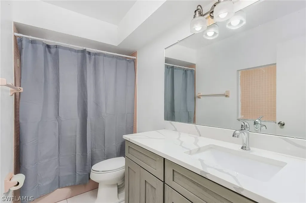 2413 La Salle Avenue Fort Myers FL 33907