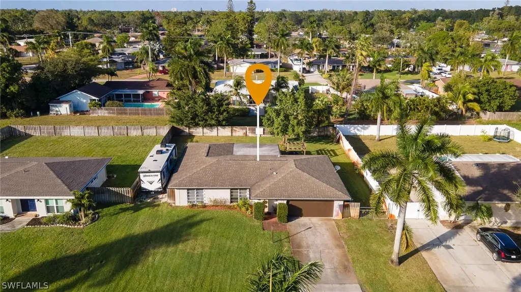 2413 La Salle Avenue Fort Myers FL 33907
