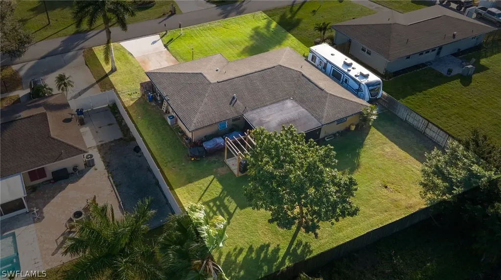 2413 La Salle Avenue Fort Myers FL 33907