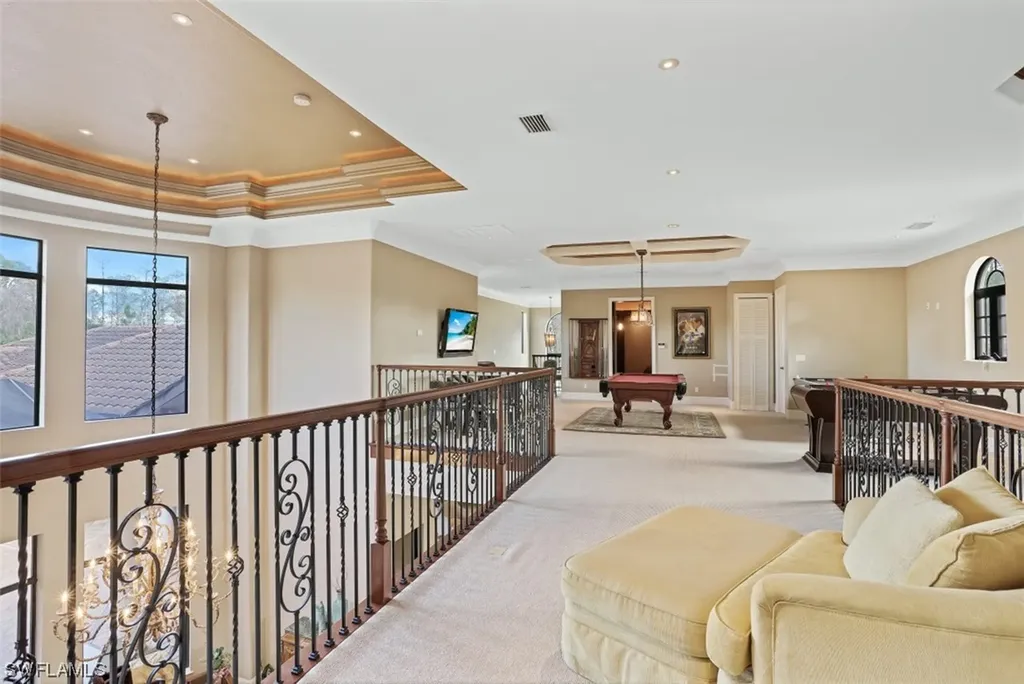 3645 7th Avenue NW Naples FL 34120