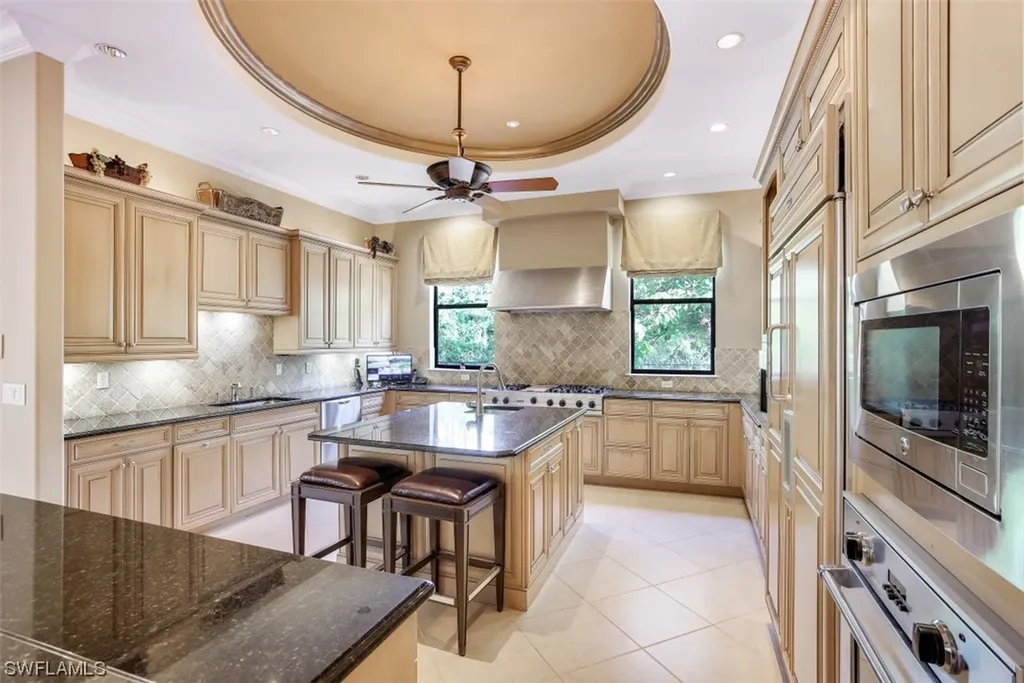3645 7th Avenue NW Naples FL 34120