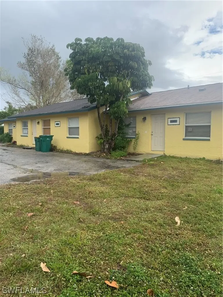 1930 48th Street SW Naples FL 34116