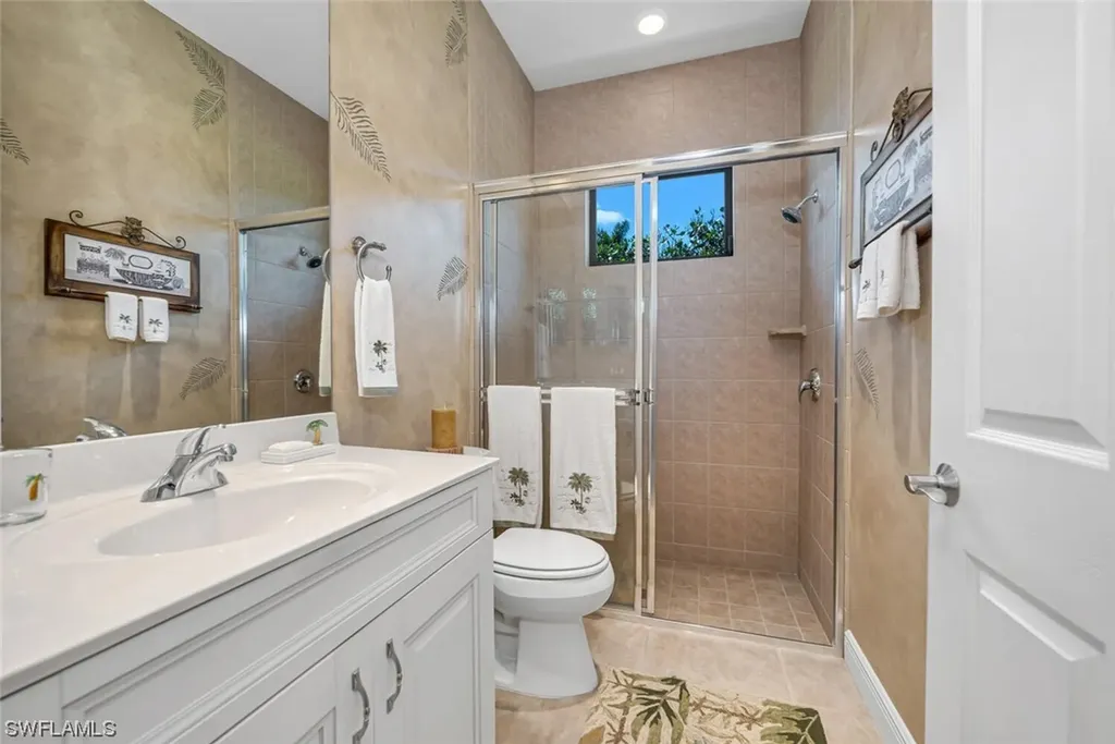 3012 Hendon Court Naples FL 34105