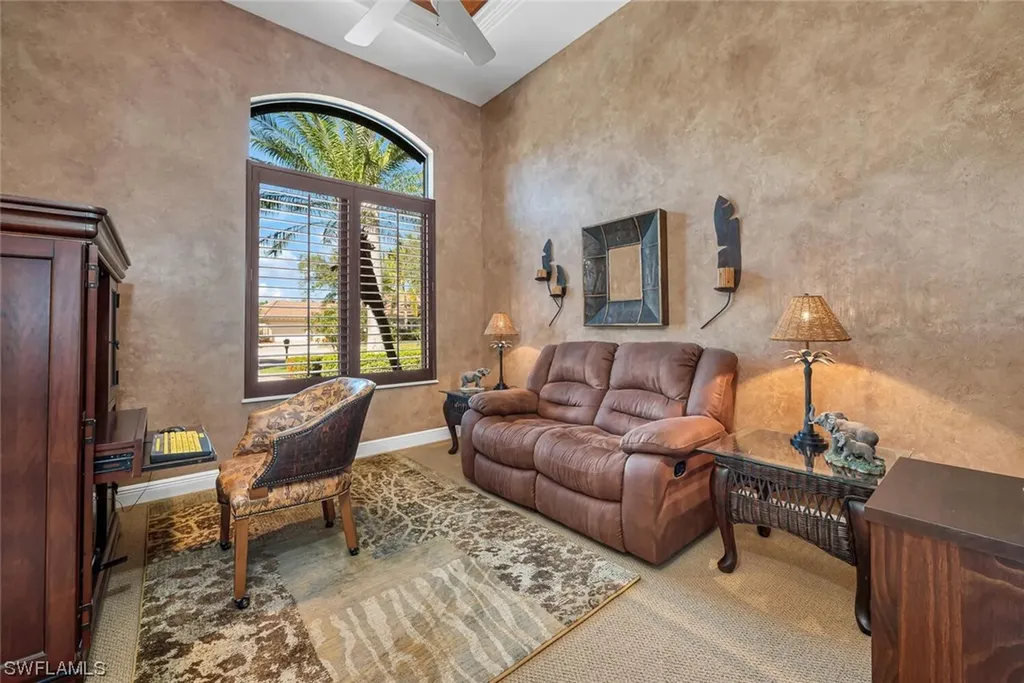 3012 Hendon Court Naples FL 34105
