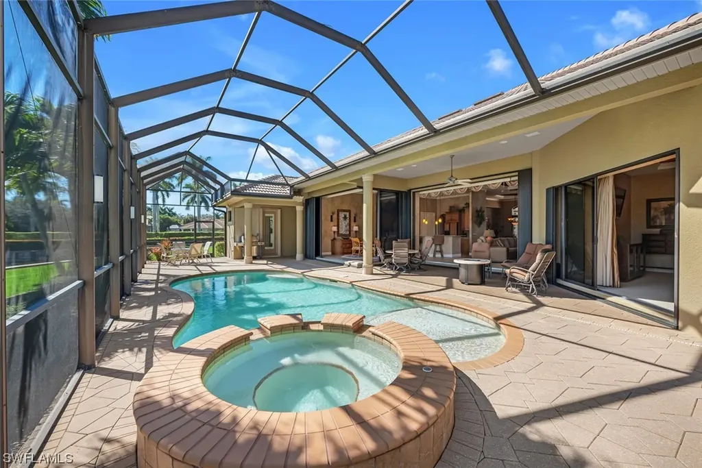 3012 Hendon Court Naples FL 34105