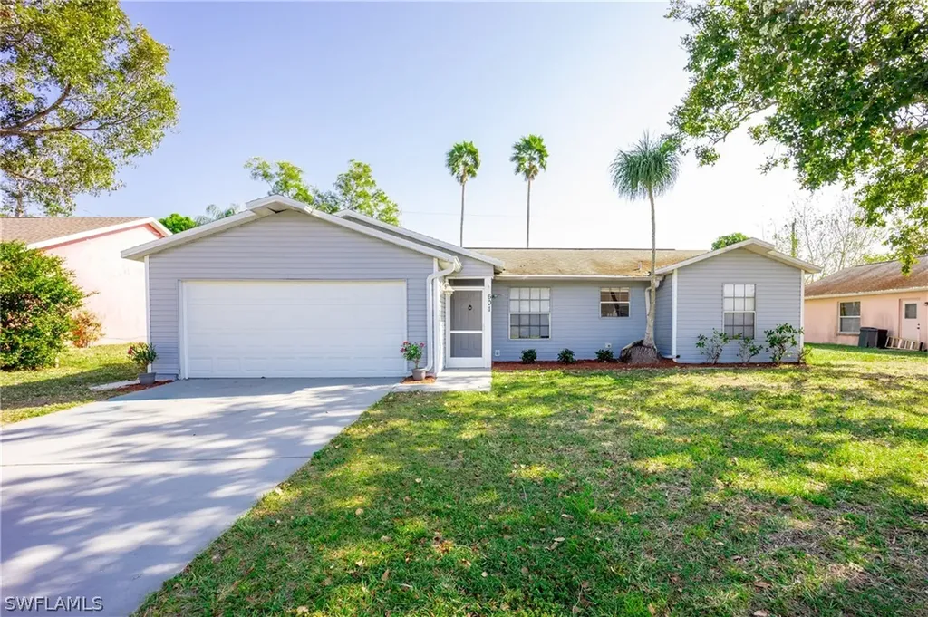 601 SW 11th Place Cape Coral FL 33991