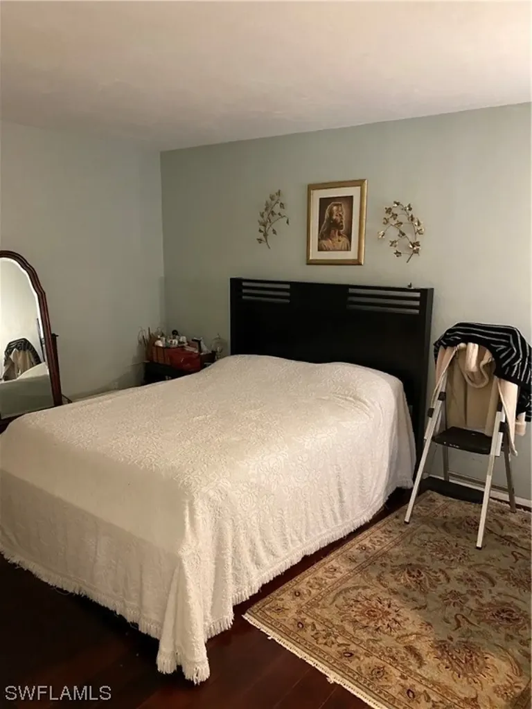 4821 Lakewood Boulevard Naples FL 34112
