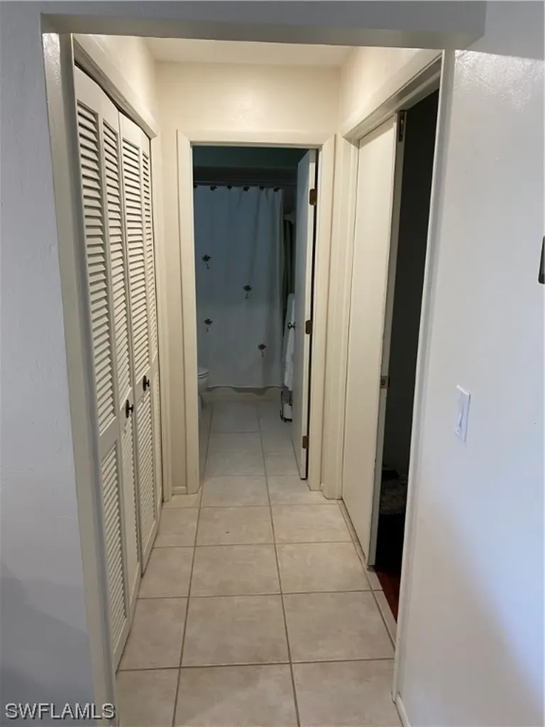 4821 Lakewood Boulevard Naples FL 34112
