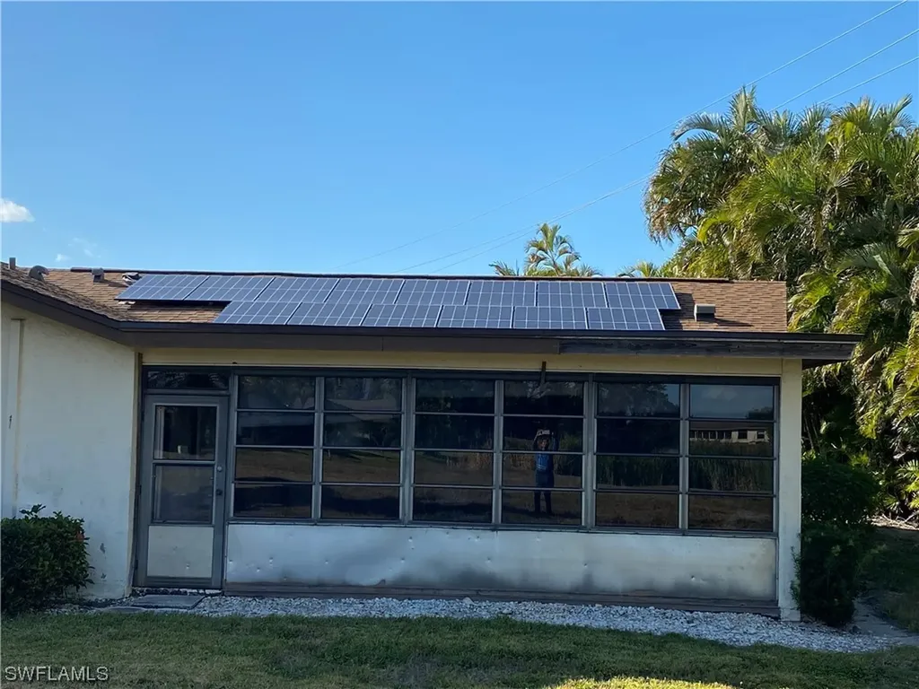 4821 Lakewood Boulevard Naples FL 34112