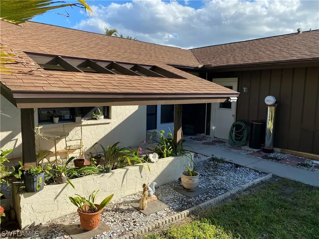 4821 Lakewood Boulevard Naples FL 34112