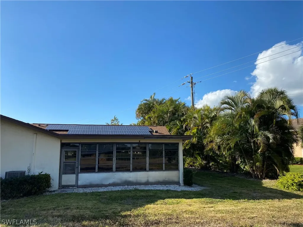 4821 Lakewood Boulevard Naples FL 34112