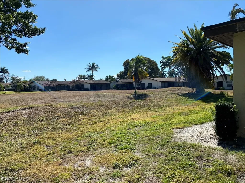 4821 Lakewood Boulevard Naples FL 34112