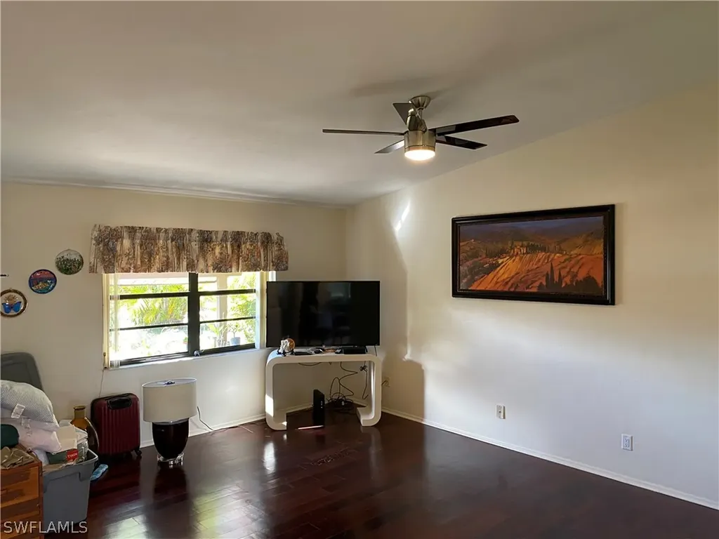 4821 Lakewood Boulevard Naples FL 34112