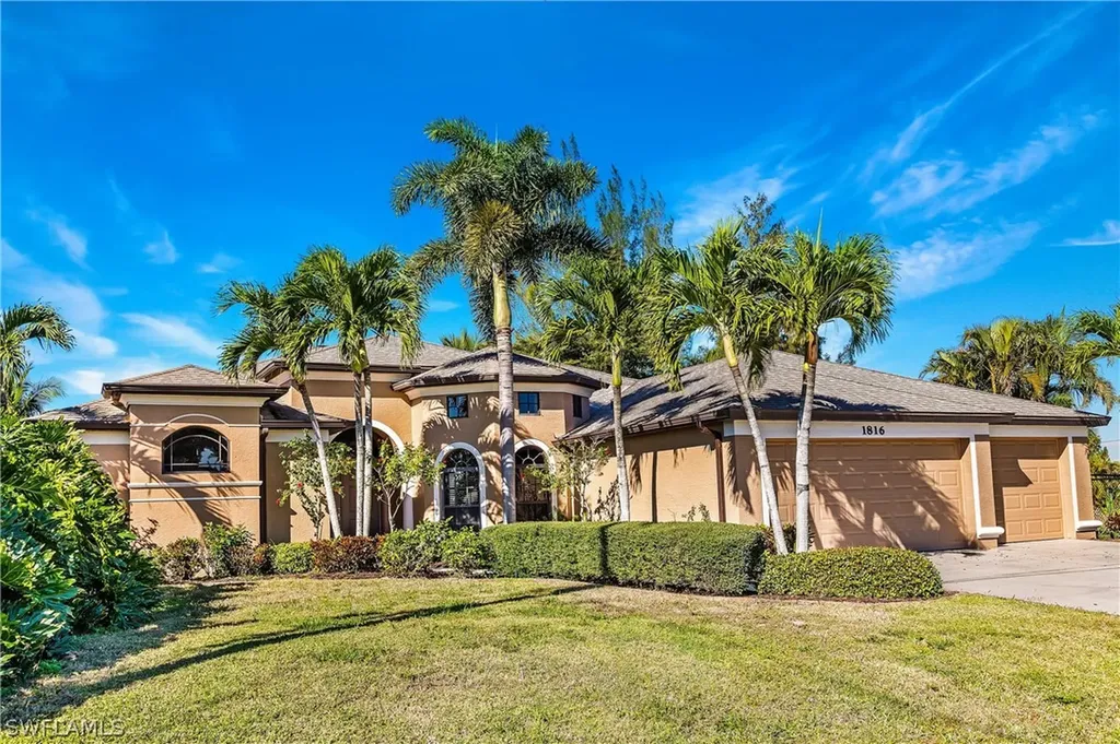1816 NE 3rd Court Cape Coral FL 33909