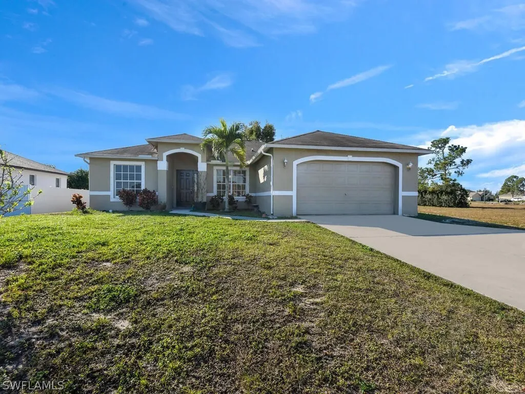 1708 Diplomat Parkway W Cape Coral FL 33993