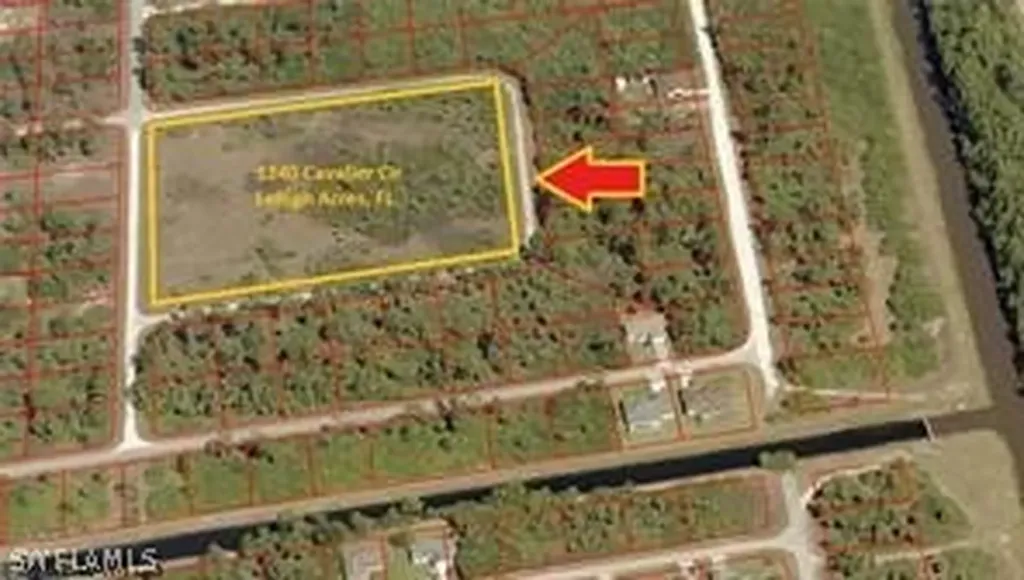 1240 Cavalier Circle Lehigh Acres FL 33974