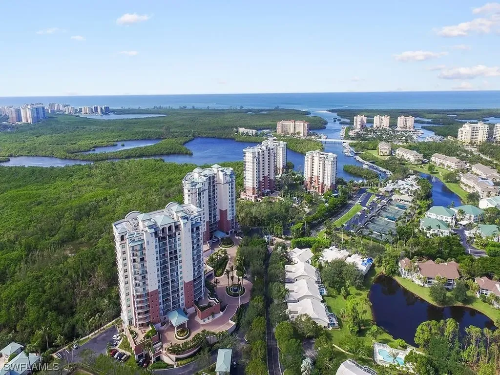 445 Cove Tower Drive Naples FL 34110