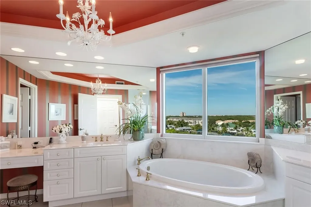 445 Cove Tower Drive Naples FL 34110