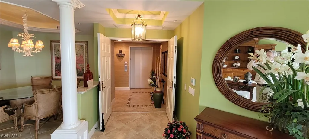 445 Cove Tower Drive Naples FL 34110