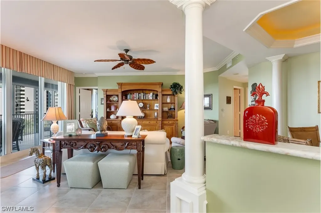 445 Cove Tower Drive Naples FL 34110