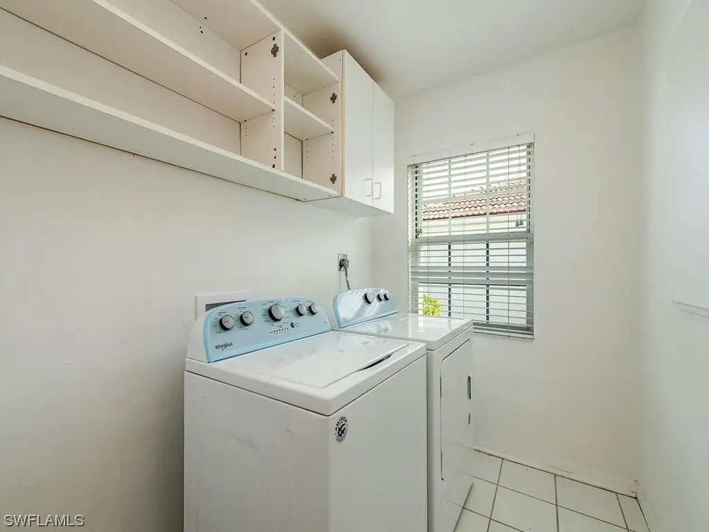 319 Melrose Place Naples FL 34104