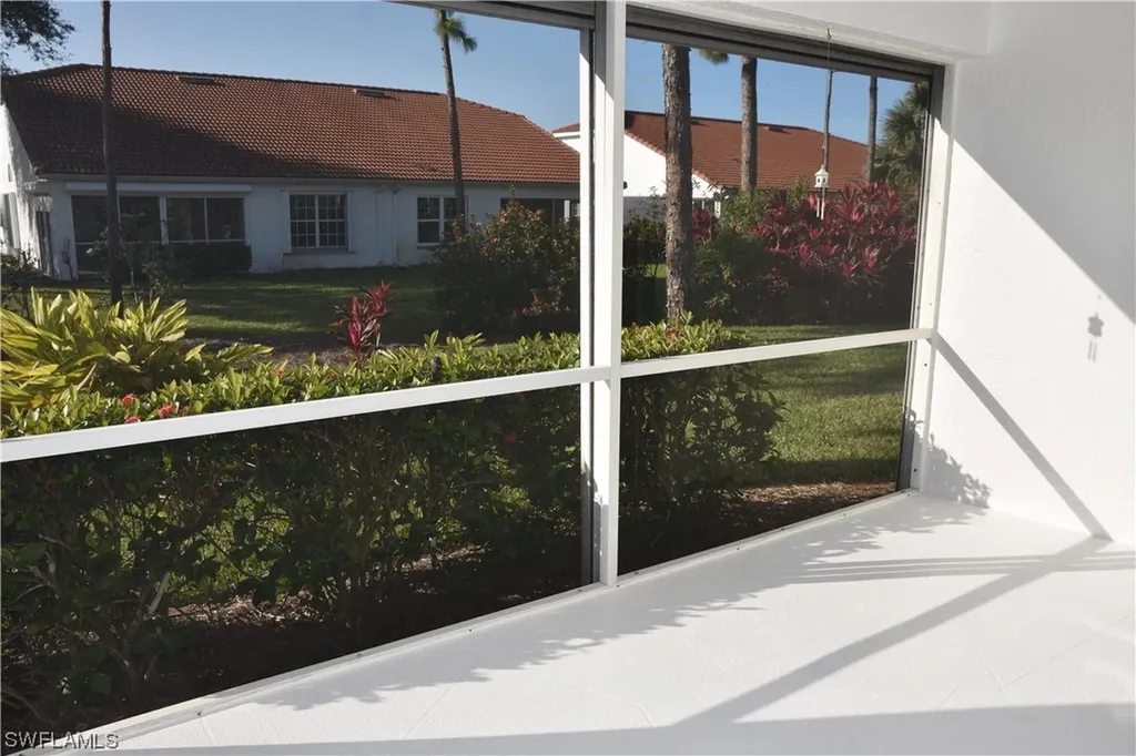 319 Melrose Place Naples FL 34104