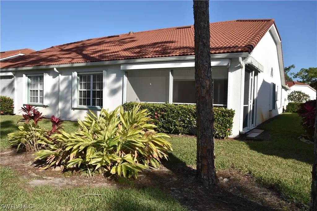 319 Melrose Place Naples FL 34104