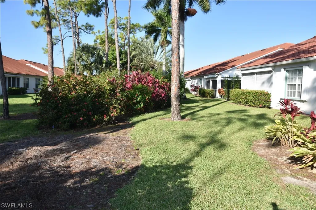 319 Melrose Place Naples FL 34104