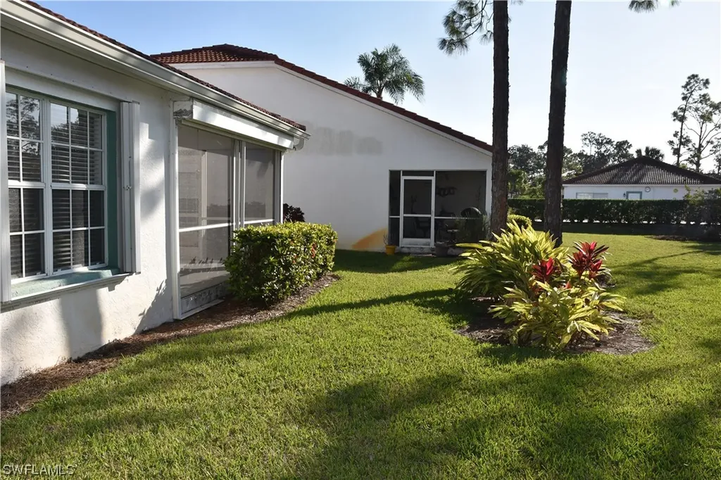 319 Melrose Place Naples FL 34104