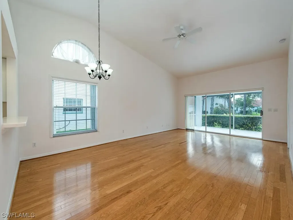 319 Melrose Place Naples FL 34104