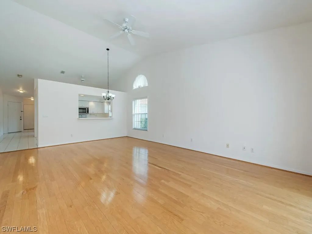 319 Melrose Place Naples FL 34104