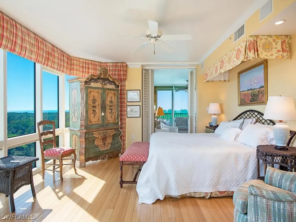 7515 Pelican Bay Boulevard Naples FL 34108