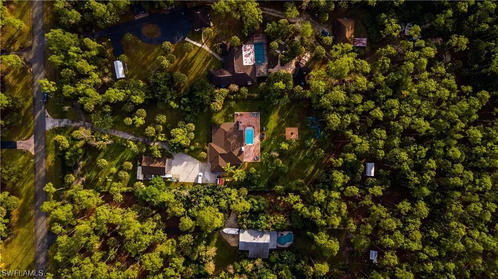 5010 Tallowood Way Naples FL 34116