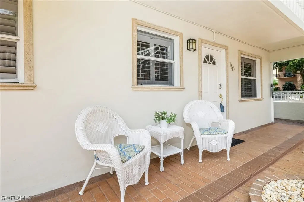 980 7th Avenue S Naples FL 34102