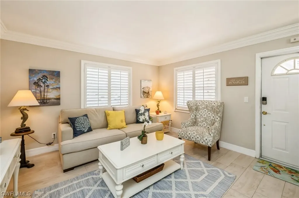 980 7th Avenue S Naples FL 34102