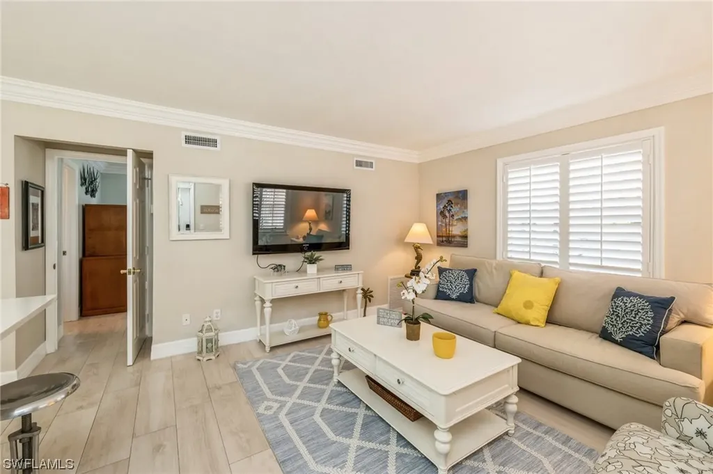 980 7th Avenue S Naples FL 34102