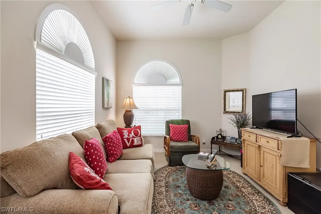 4733 Navassa Lane Naples FL 34119