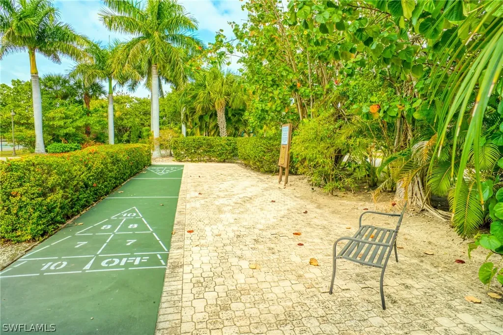 605 Donax Street Sanibel FL 33957