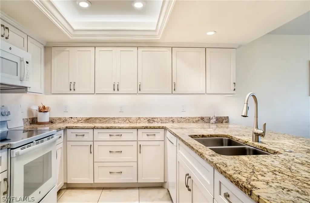 605 Donax Street Sanibel FL 33957