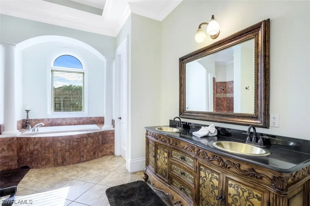 541 Taylor Court Marco Island FL 34145