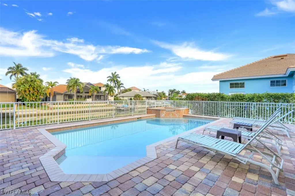 541 Taylor Court Marco Island FL 34145