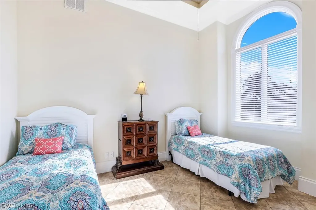 541 Taylor Court Marco Island FL 34145